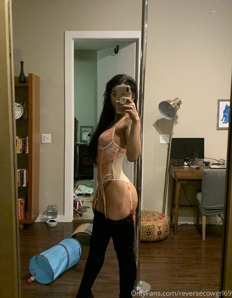reversecowgrl69 sexy model photos