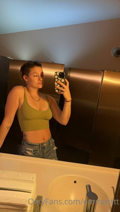 emmasttt pretty pornstar photos