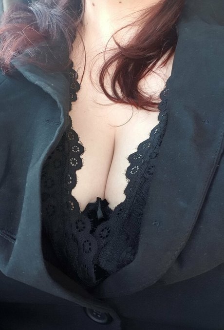 ribbonsandbruises pornstar pretty pictures