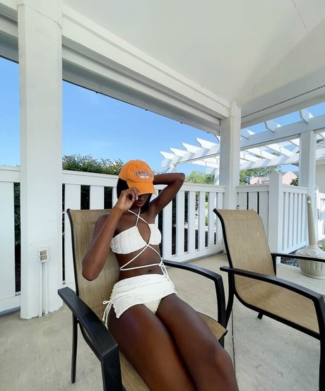 Luhmulaa model porn picture