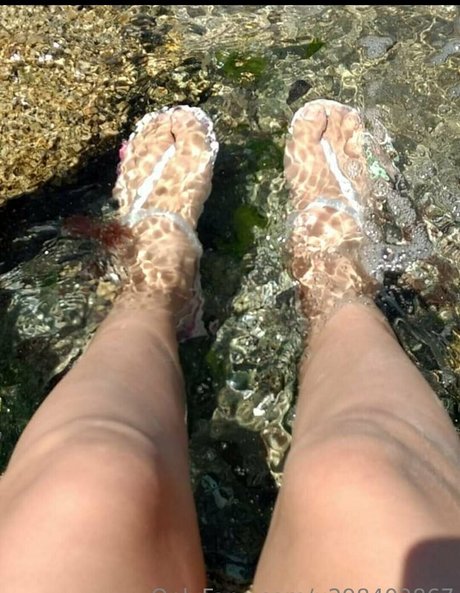 yourcandybrunette pornstar exclusive image