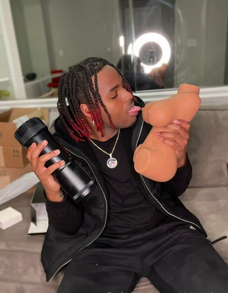 otmdee pornstar hot pictures