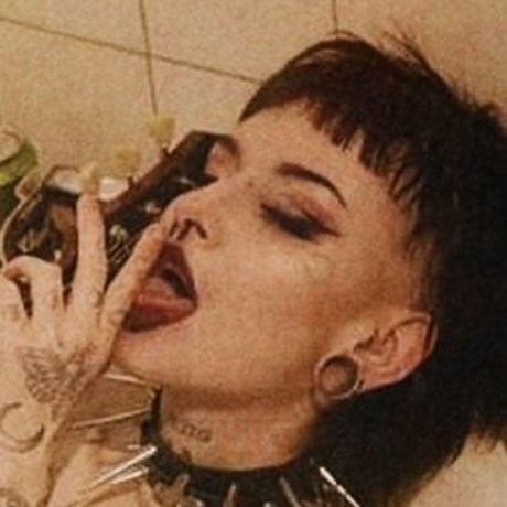 LittleDemonWitch star pretty galleries