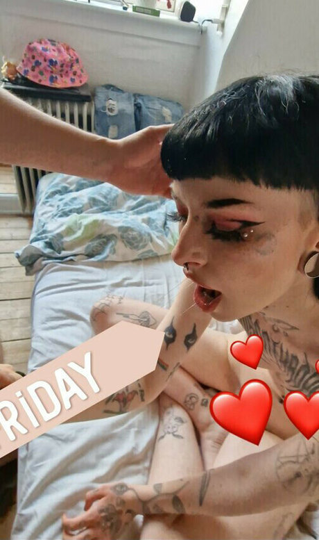 LittleDemonWitch actress pictures