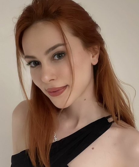 Aysennyuksel actress images