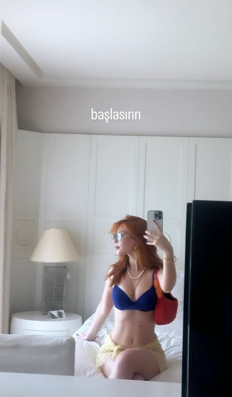 Aysennyuksel porn star gallery