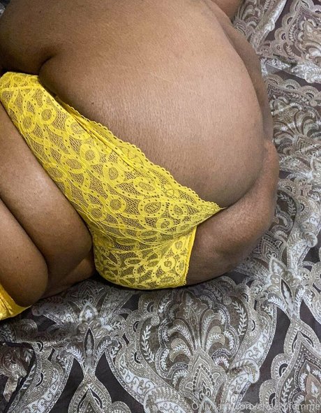 cheekiifemme model hd photo