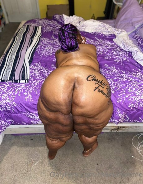 cheekiifemme pornographic actress pic