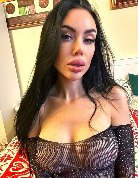 iamalinax exclusive actress photo