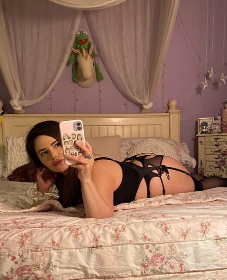 vanessinator pornstar pretty archive