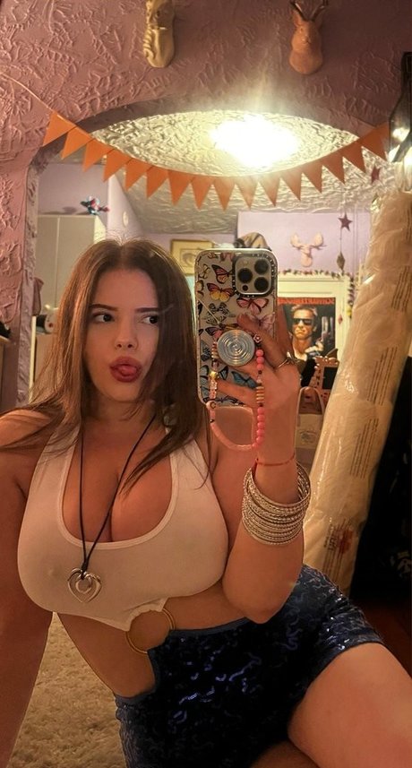 vanessinator model erotic img