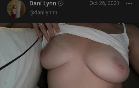 Danilynnn model adult img