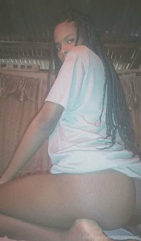 fannyskinny01 sex model photo