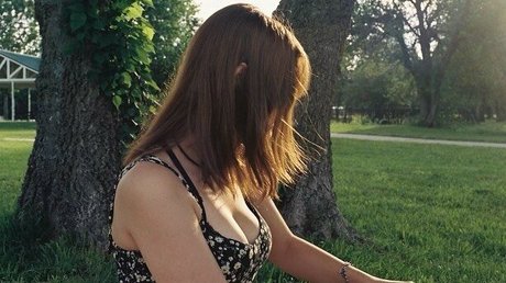 Corrina Rhys art star photos