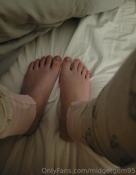 midgetgem95 pornstar adult photo