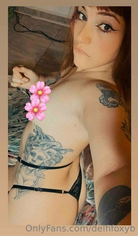 delfifoxyb adult actress photo