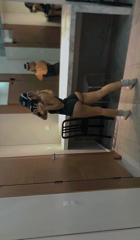 domevelezzz star perfect image