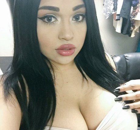 wachamarie art pornstar gallery