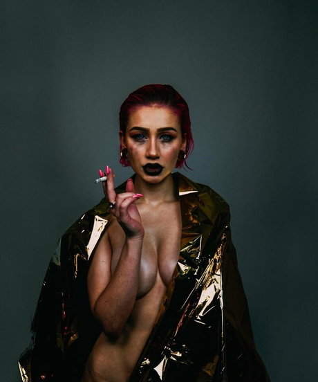 Agata Dziarma star nude pic