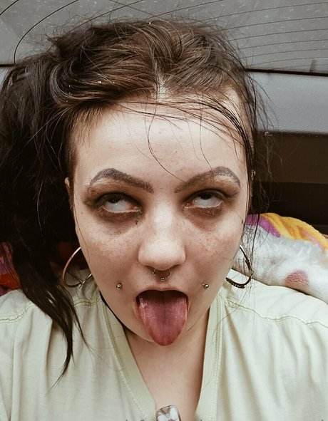 sexxmetalxbarbiex perfect actress pics