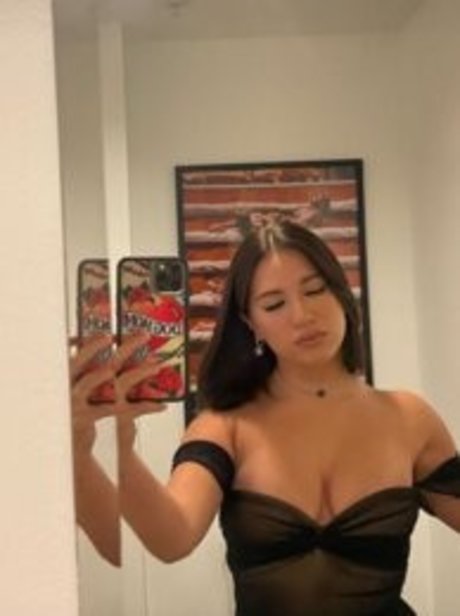 Kenzie Ziegler nude pornstar photos