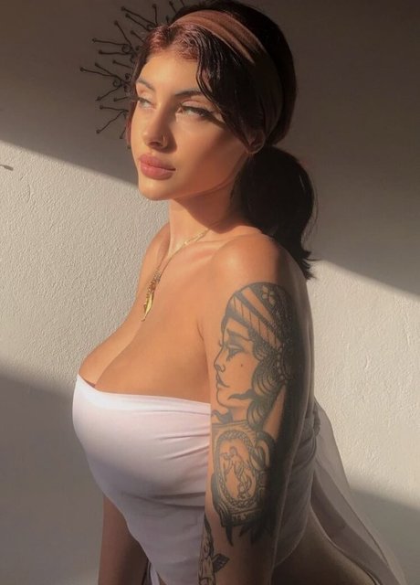 Paula Benitez model erotic galleries