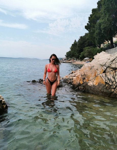 strawberrygirl18 erotic actress pic