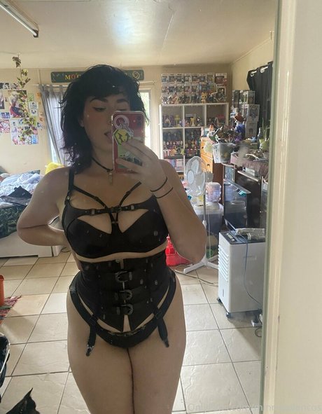 minniealiencos pornstar sexy gallery