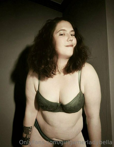 girlgamerladybella model exclusive photos