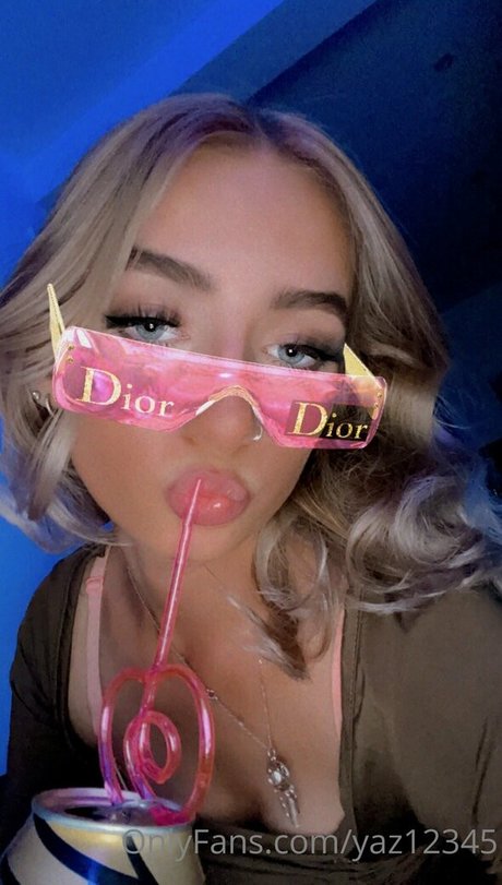 yaz12345 nice model picture