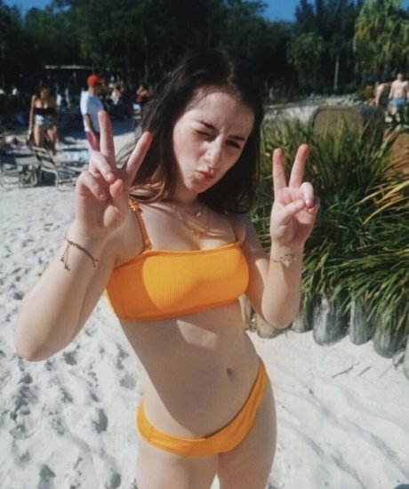 yaz12345 hd actress pic