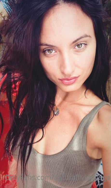 naturallivingyoga best actress pic