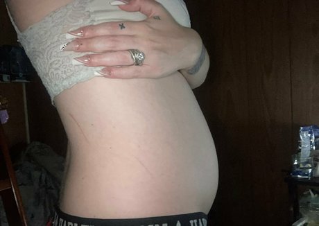 itsalwaystessaa model nude archive