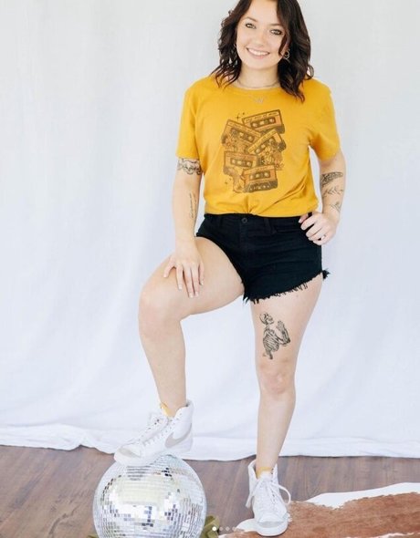 Finley Parker pornstar adult galleries