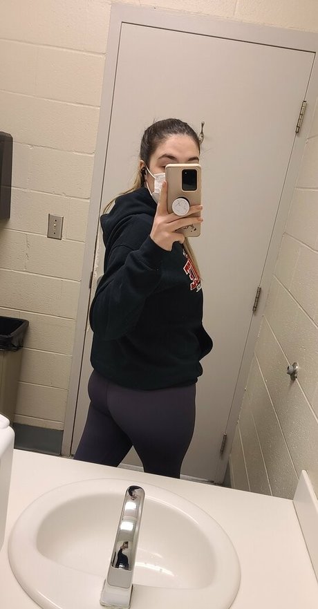 mara elysse pornstar naked photos