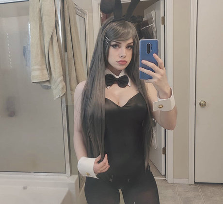 Lemonkiwi pornstar nudes pic