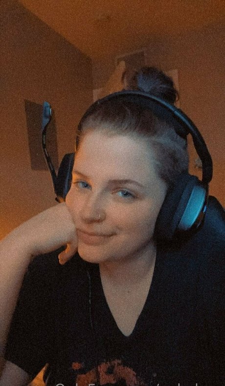 enbybug star exclusive galleries