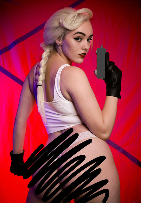 hailierosie art actress pics