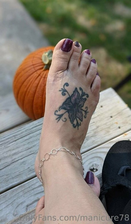 manicure78 model erotic gallery