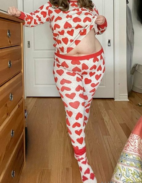 auracory nice model pic