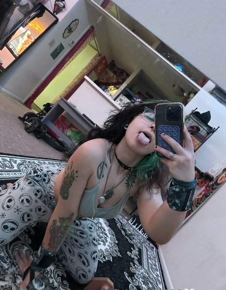 fairlyodd222 hd pornstar pic