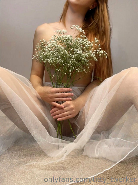 titty twerker pornstar pretty gallery