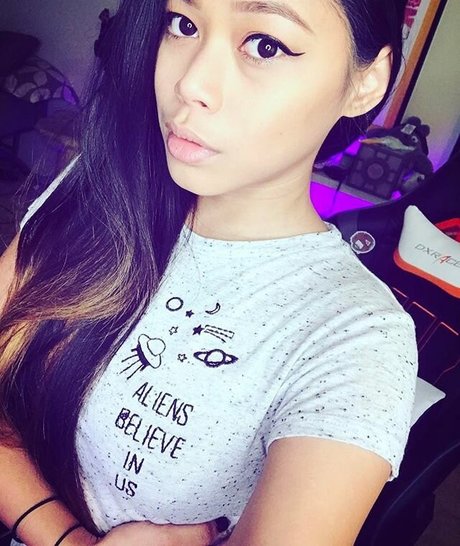 Jonna Mae star top picture