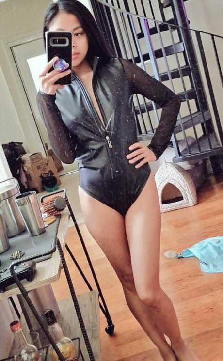 Jonna Mae model pretty galleries