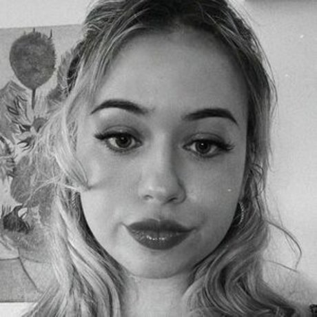 lilhunnixo pornstar hot photos