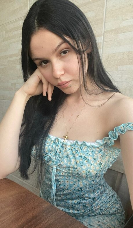 emanuellemndss xxx pornstar archive