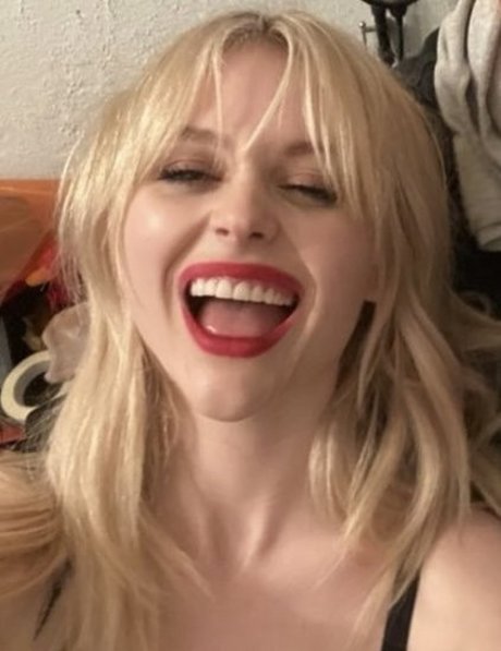 Emily Lind porn star picture