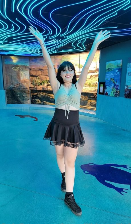 Rue Hernandez sex star pics