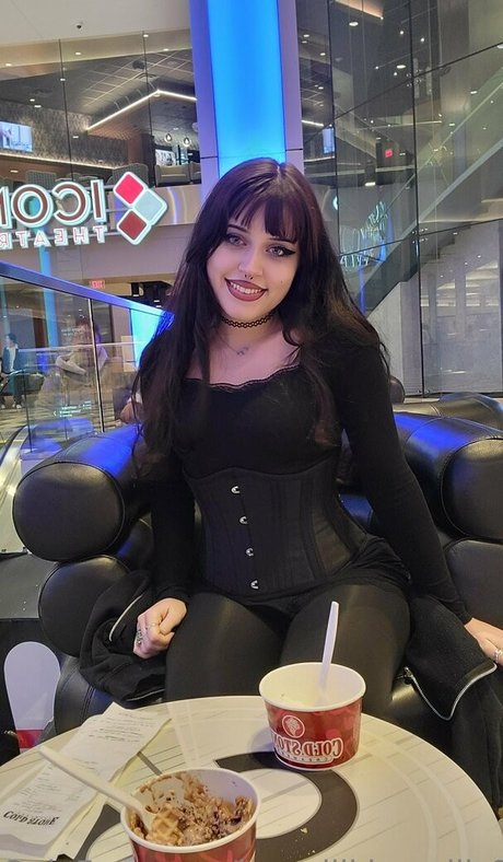 Rue Hernandez pornstar erotic pics