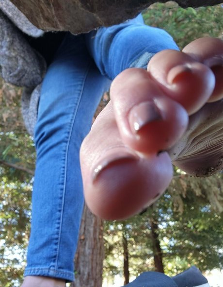 asmr babe onlyfans exclusive image